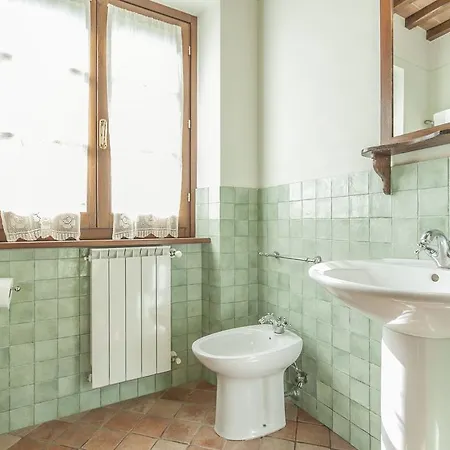 La Corte Etrusca Apartment *